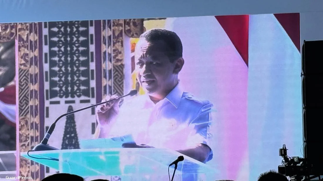 Akselerasi Transisi Energi Nasional: Pemerintah Tawarkan Proyek Raksasa 7 PLTS kepada Swasta dan Siapkan Danantara sebagai Penjamin Utama.