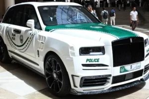Alasan Sebenarnya Polisi Dubai Pakai Mobil Super Lamborghini-Bugatti: Buat ‘Pamer’