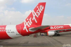 Bau Busuk di Udara: Penumpang AirAsia Buang Air Besar Sembarangan di Kursi Kabin Saat Penerbangan Menuju Shanghai